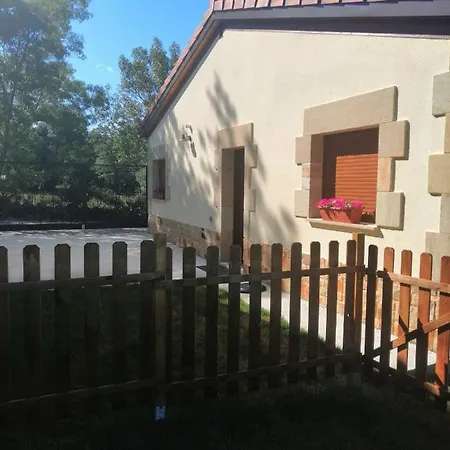 El Aterpe Apartment *